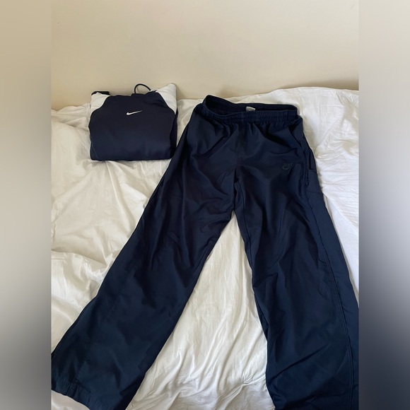 Unisex Vintage Nike Pullover Hoodie & Track Pants - Picture 5 of 7